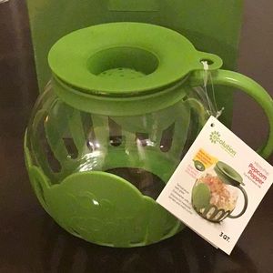 Ecolution Micro-Pop Popcorn Makers (Green or Red)